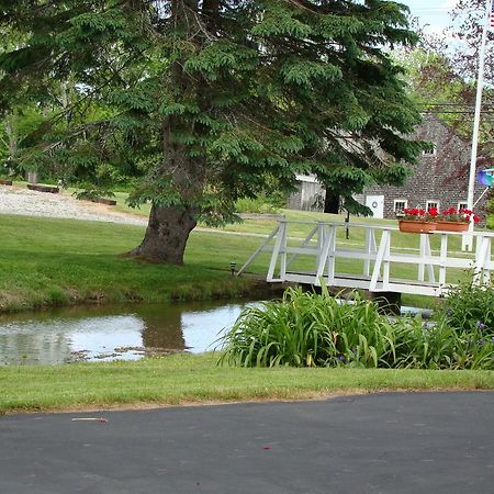 Bay Leaf Cottages & Bistro Lincolnville Buitenkant foto