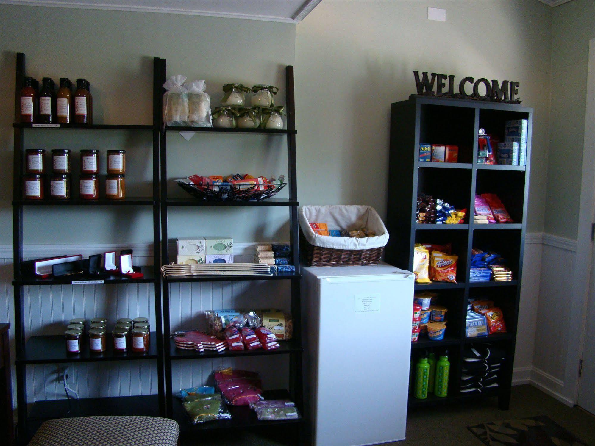 Bay Leaf Cottages & Bistro Lincolnville Buitenkant foto