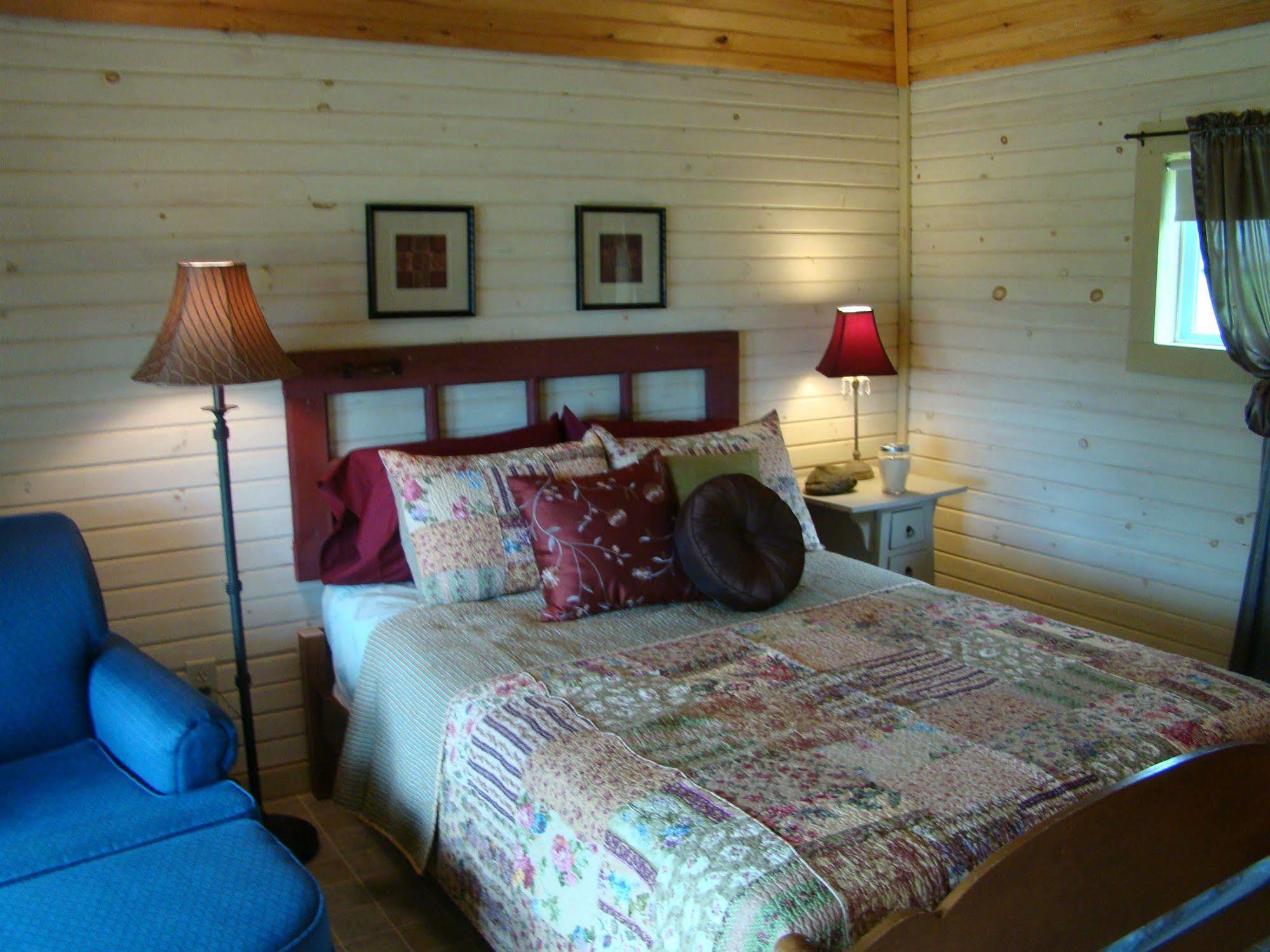 Bay Leaf Cottages & Bistro Lincolnville Buitenkant foto