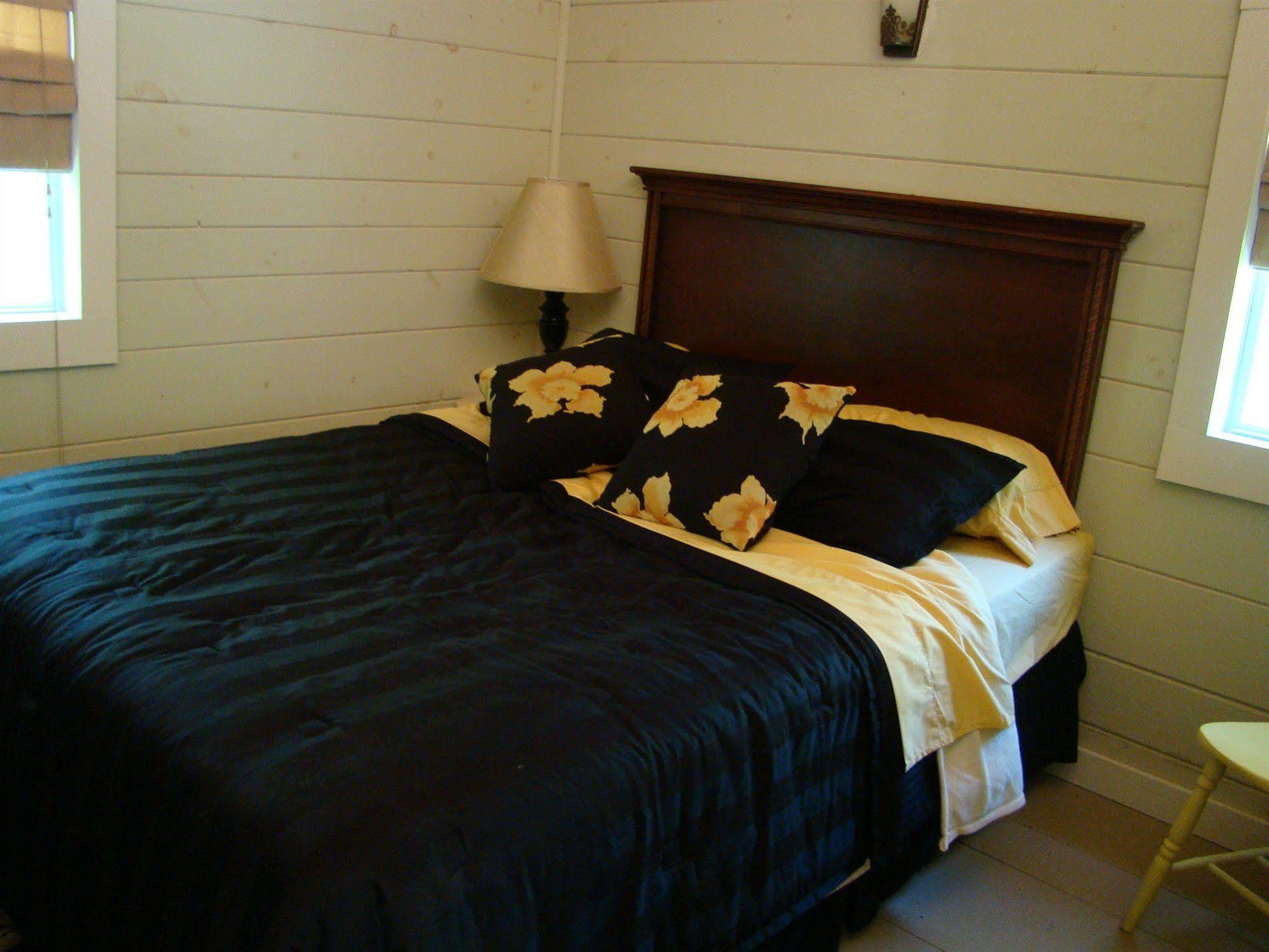 Bay Leaf Cottages & Bistro Lincolnville Buitenkant foto