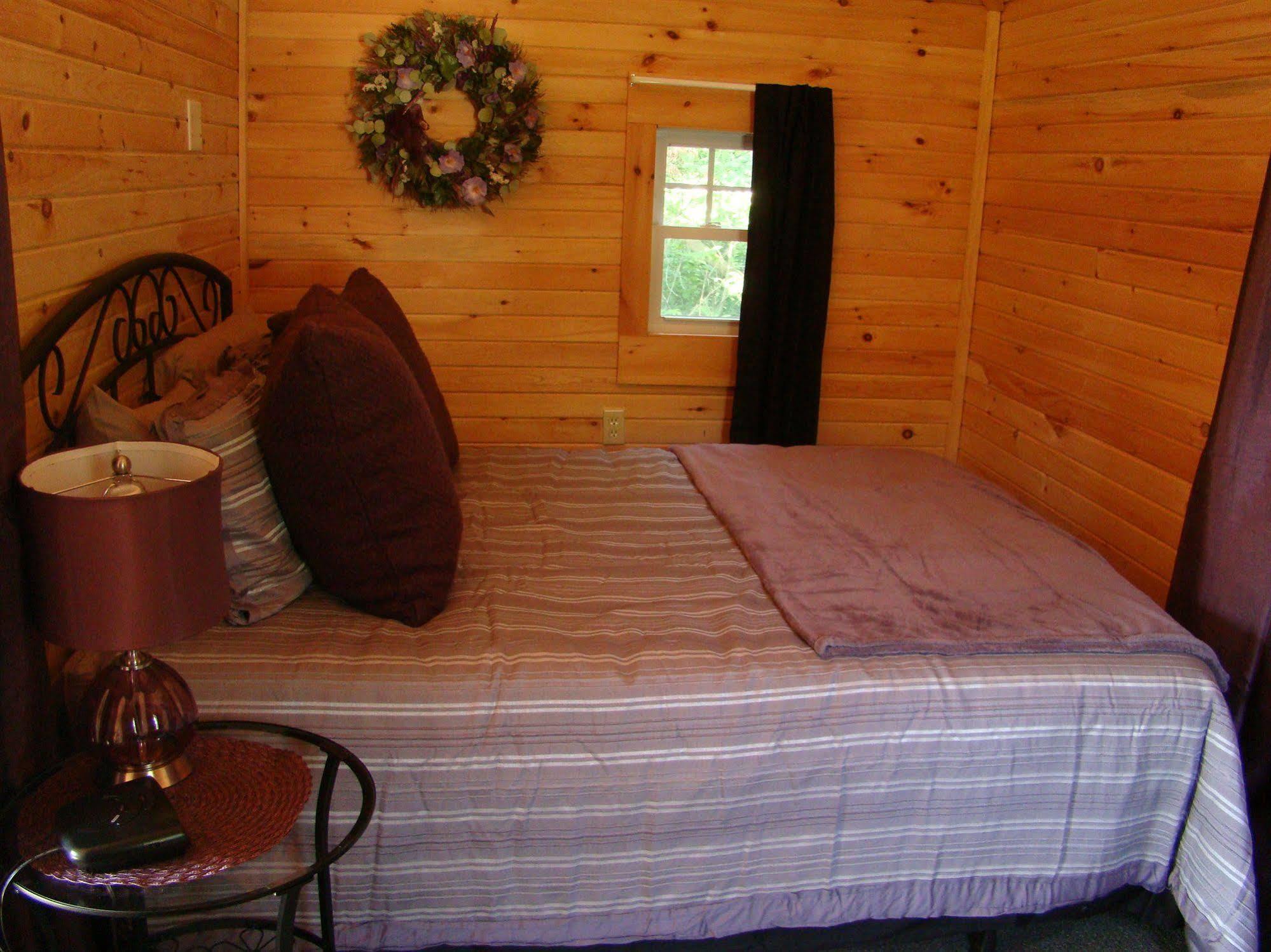 Bay Leaf Cottages & Bistro Lincolnville Buitenkant foto